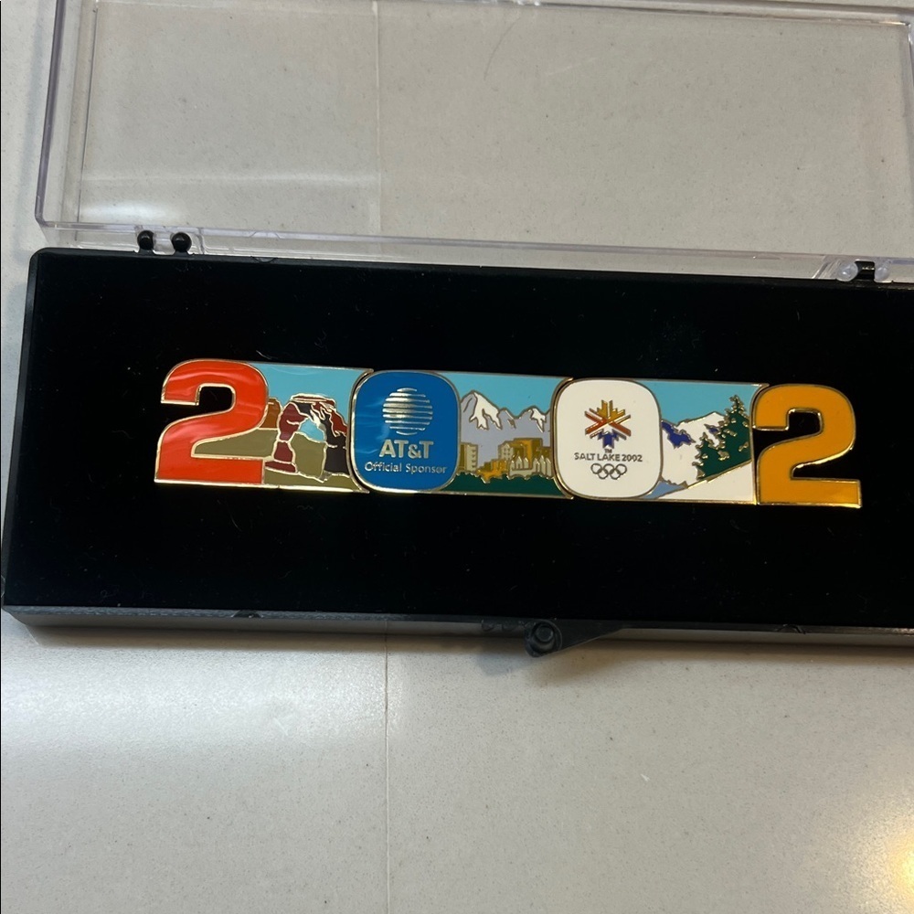 Olympic Salt Lake City / AT&T 2002 Collector Puzzle Commemorative Pin